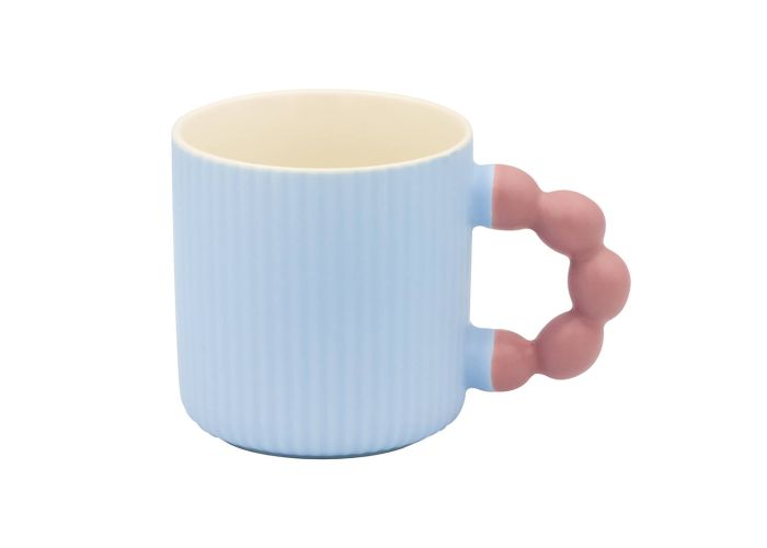 Niebieski kubek porcelanowy drobno ryflowany 