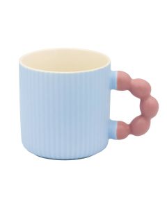 Niebieski kubek porcelanowy drobno ryflowany 